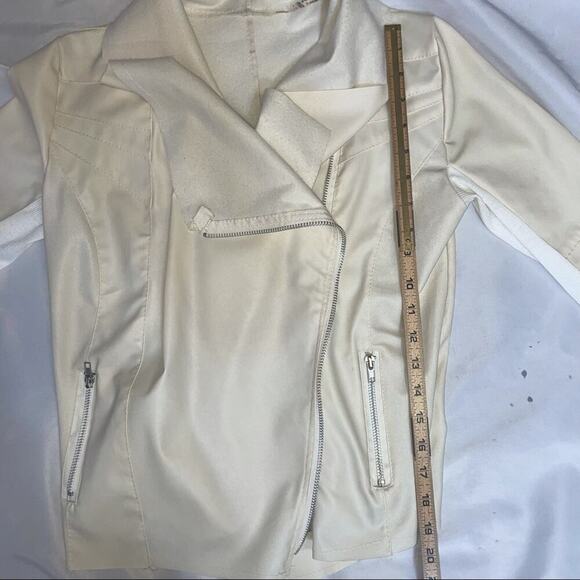 Cream/Vanilla colored jacket pleather draped open front asymmetrical zip SZ Sm - Picture 5 of 13